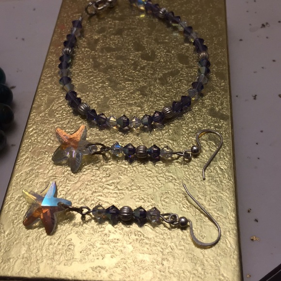 Dangle star and hand beaded set - Picture 3 of 3